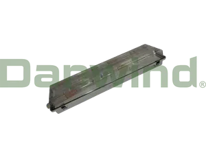 LIGHT ARMATURE FITTED TO CABLE